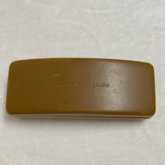 Tommy Bahama TB4019 Mens Eyeglasses with Case - Picture 3 of 7